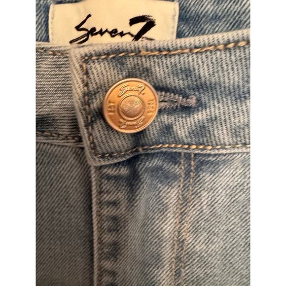 Women's Seven7 Jeans Loose Straight Fit – Size 22W – Light Wash – NWT - Picture 9 of 14